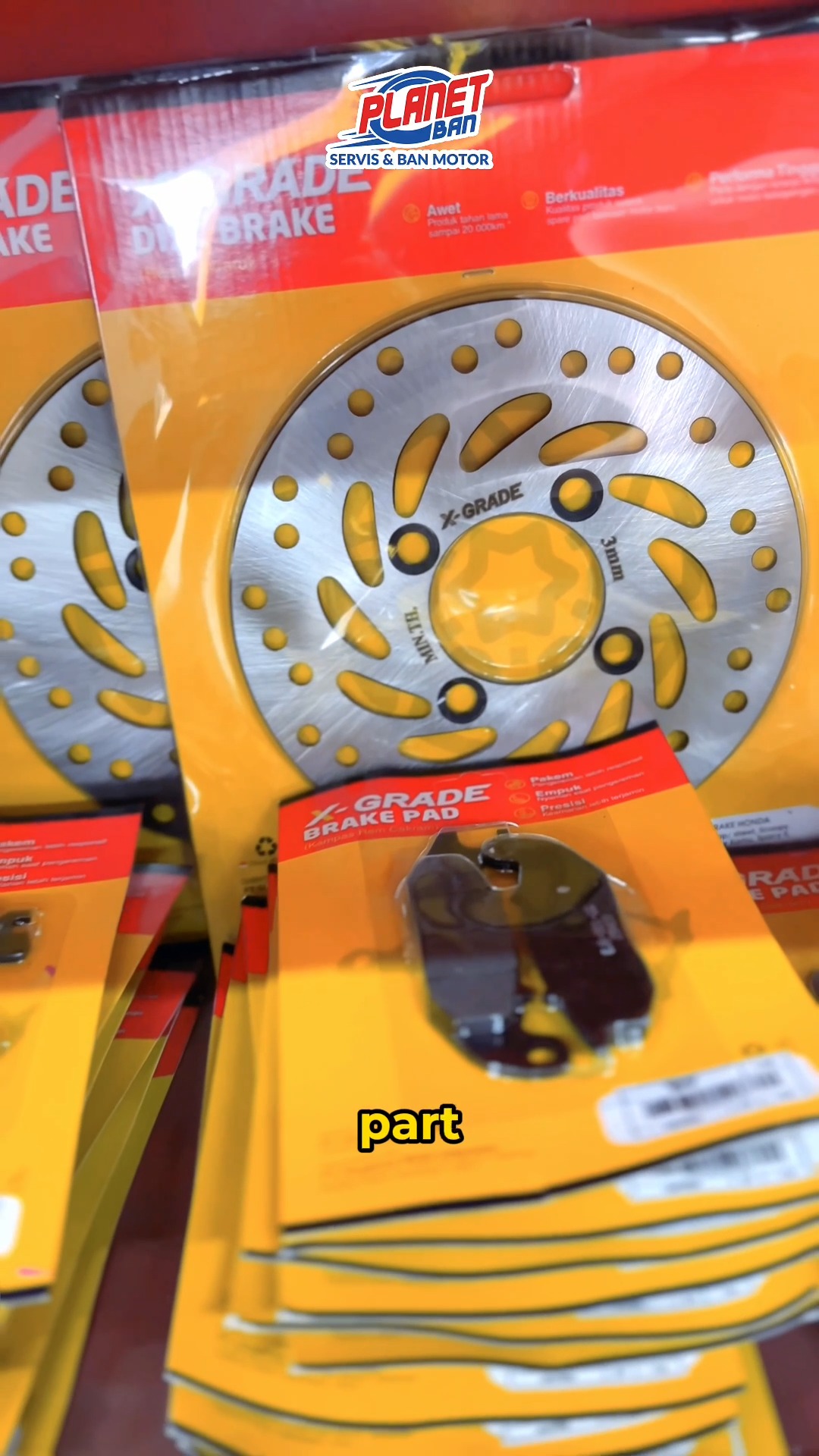 Rawat motor harian itu gampang, kalo tau caranya Nah video ini Bang Net kasih tips cara rawat motor harian yang simple dan...