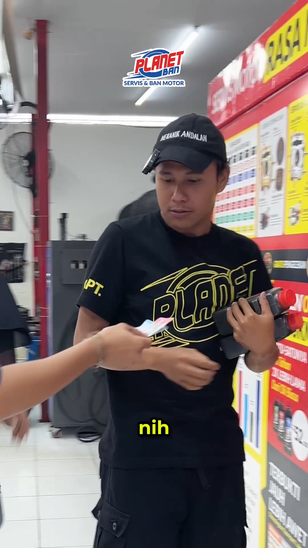 Kirain Bang Net dikasih uang, ternyata dikasih promo segede itu Pas banget nih weekend vibes waktunya rawat motor...