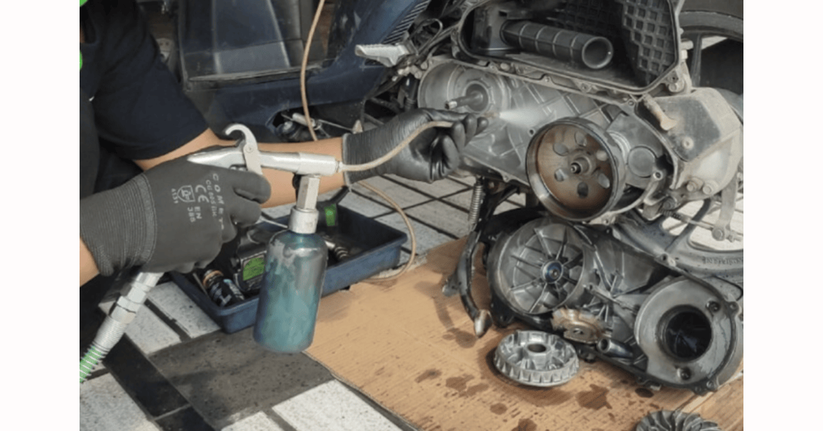 Ini alasan kenapa kamu harus rutin untuk servis motor.