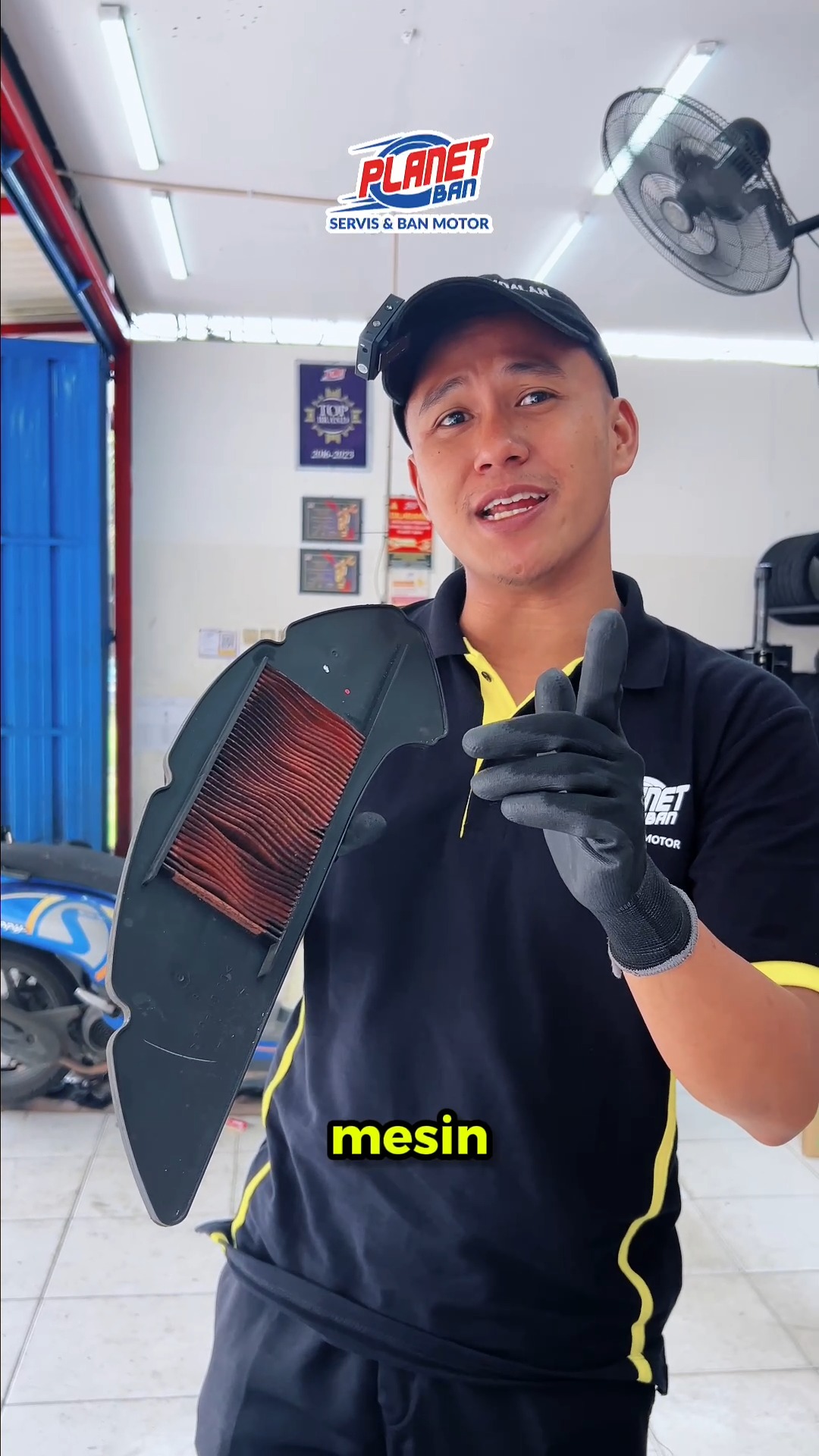 Kalau kamu sesak napas aja nggak nyaman, apalagi motor kamu Filter udara kotor bikin mesin susah bernapas , ujung...