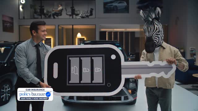 Whats the biggest difference between a Zebra a Gadha Watch find out. kapilsharma PolicyBazaar MotorInsurance
