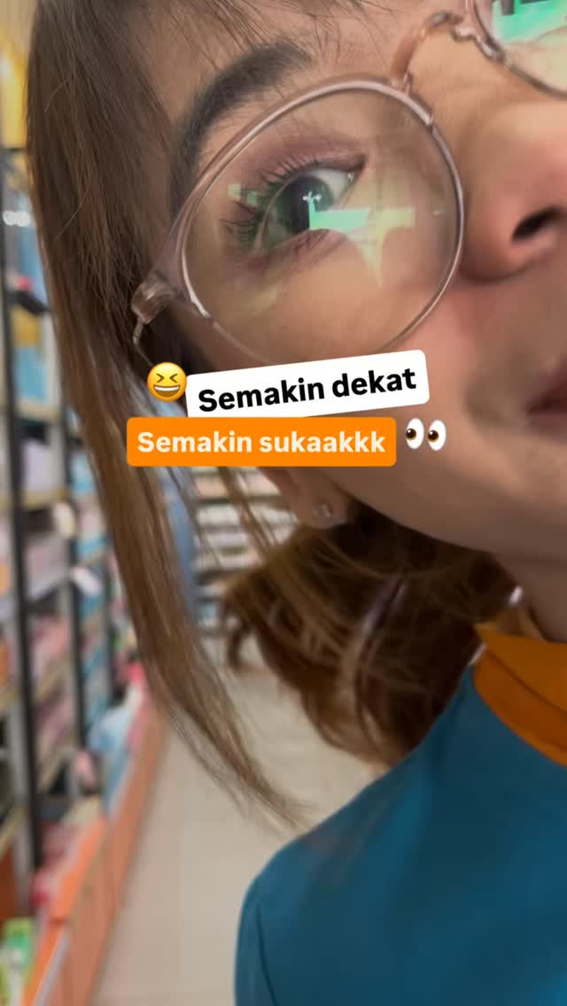 Kenapa ya gajian dan bonus itu cuma sebulan sekali Padahal kalo tiap minggu kita pasti kerjanya makin hepi T...