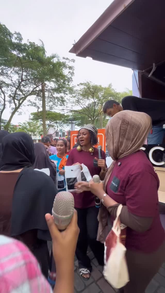 Terima kasih warga Citra Raya yang udah meramaikan Ngabuburit bareng scarlettofficial di Dan Dan Ruko Melia Citra Raya hari...