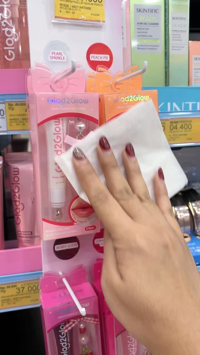 Wangi wangi THR semakin dekattt sini mampir ke Dan Dan beli makeup dan skincare siap siap buat Lebarannn ...