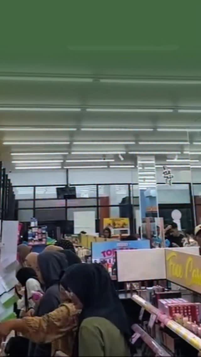 Ramadan tahun lalu toko Dan Dan diserbu Tahun ini kita juga udah siap dengan OPOR promo all item di...