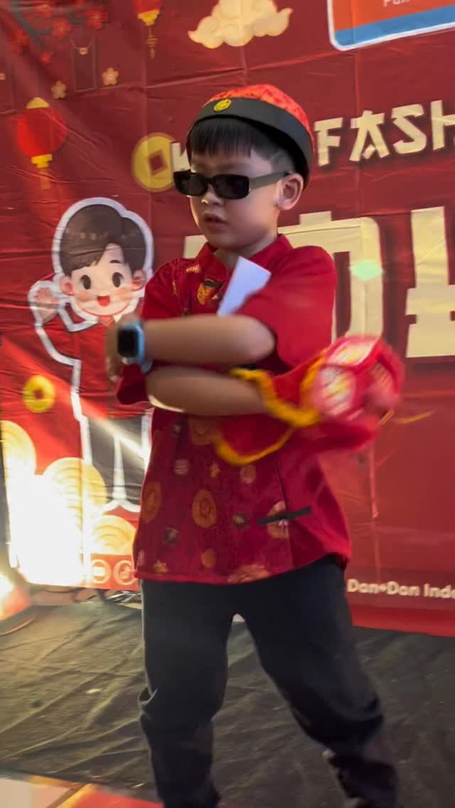 Imlek kemarin jadi makin meriah bersama adik adik TK Mulai dari Kids Fashion Show yang super gemas sampai Coloring C...