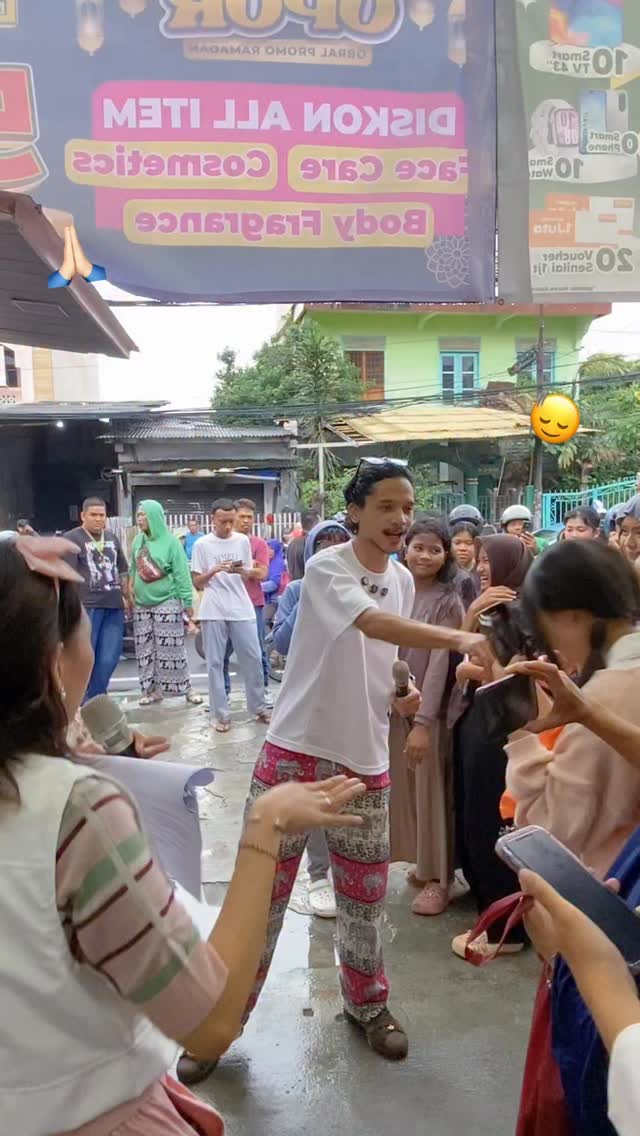 Mandatory ketemu Gubernur Blok M salim Sabtu kemarin Kak arvinorn nyobain langsung jadi kasir di Dan Dan dan ke...