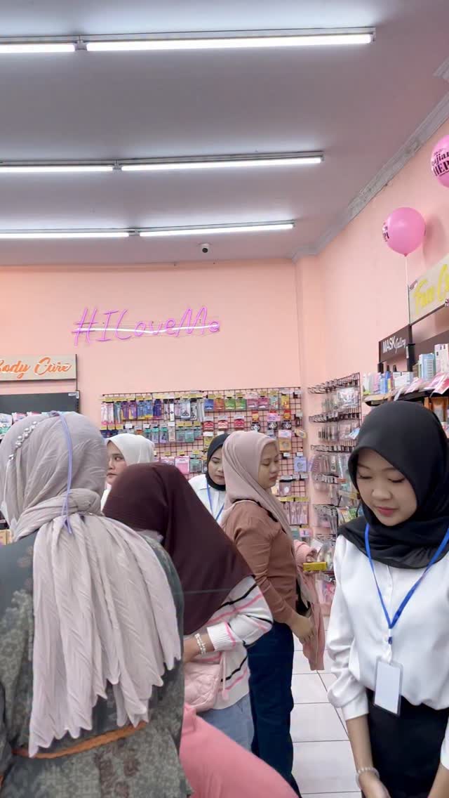 Alasan duit cwk cepet abis belanjaaaaa Apalagi mumpung lagi ada promo OPOR Obral Promo Ramadan di Dan D...