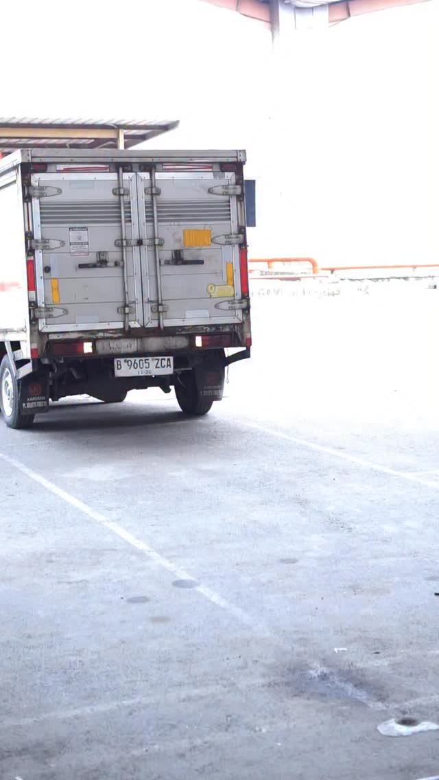 Yang biasanya langsung masuk tempat sampah sekarang bisa punya kehidupan kedua Lewat Stasiun Daur Ulang di D...