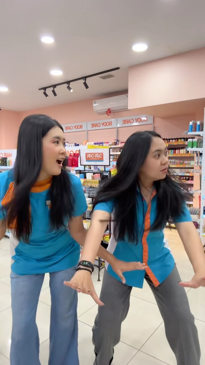 Kamu pilih yang mana dandanlovers 