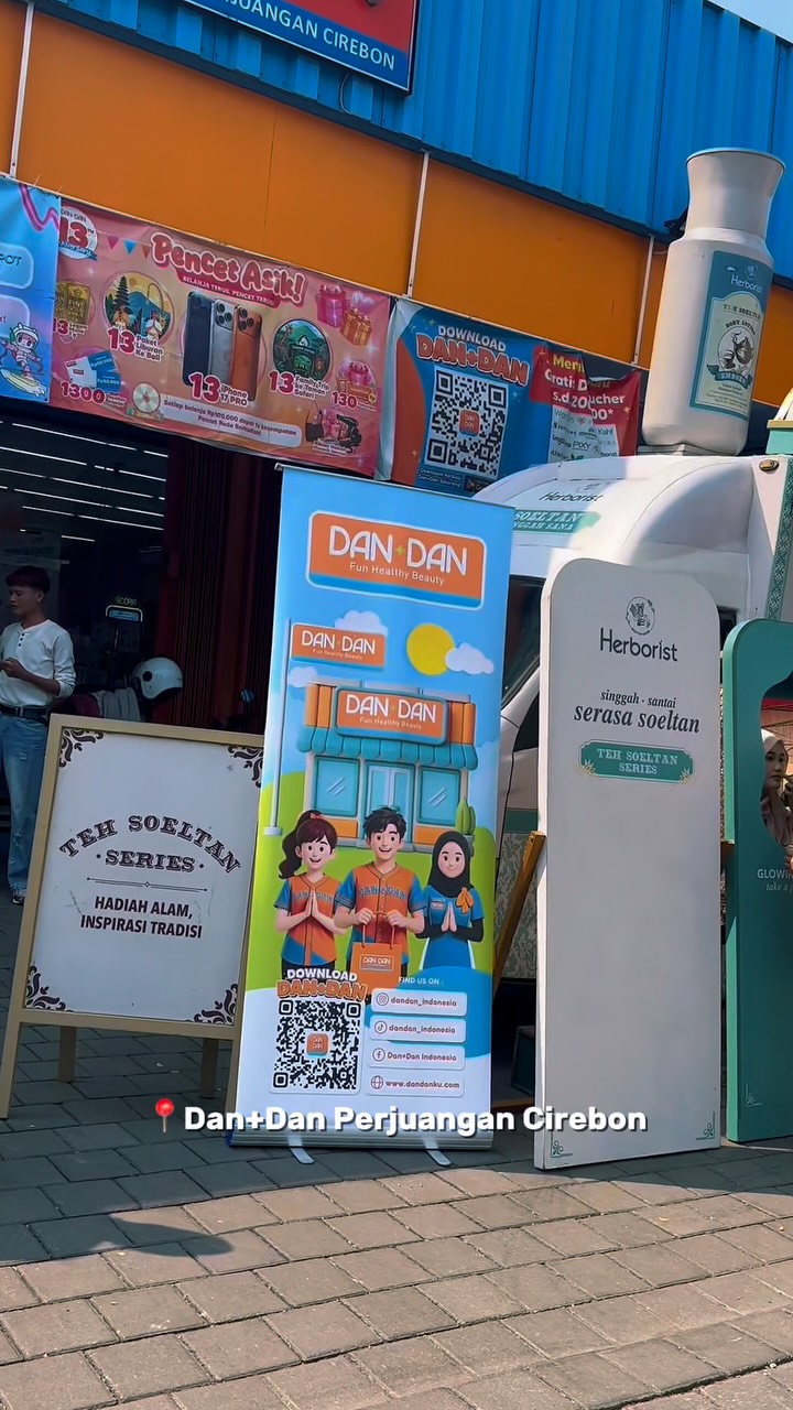 Terima kasih buat warga Cirebon yang udah mampir ke Soeltan Singgah Sana di Dan Dan Perjuangan Cirebon AyokeDanDan DanDan...