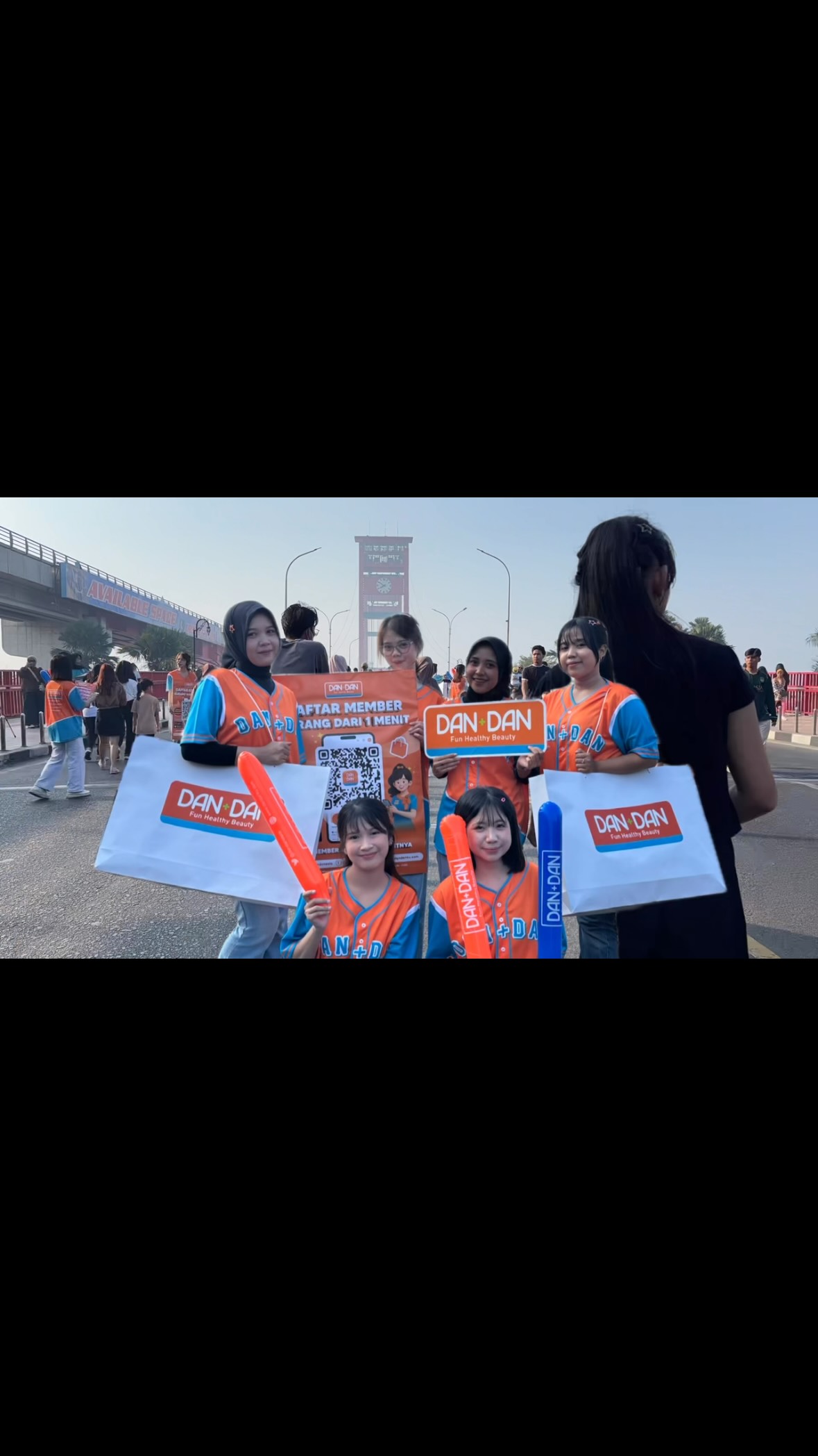 Ciwi ciwi Dan Dan di CFD Ampera pagi tadi AyokeDanDan DanDanIndonesia DanDanPalembang