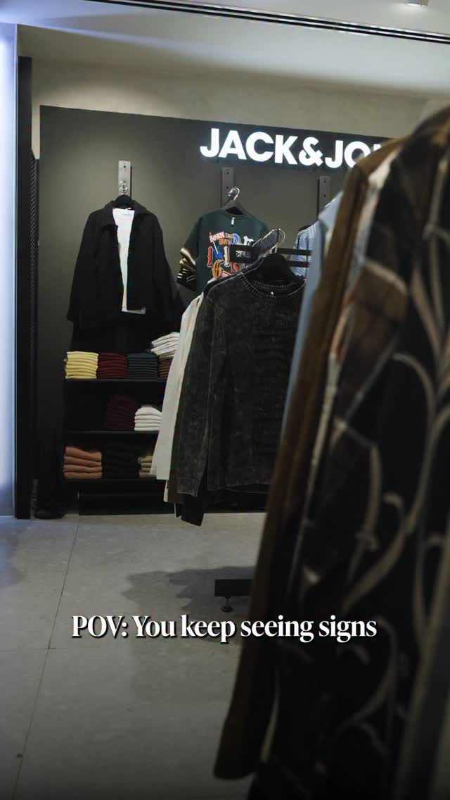 The universe doesnt send signs for no reason If this showed up on your feed, its a sign Tag your bestie so she sees it t...