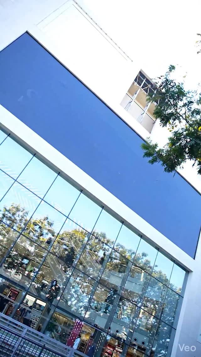 Calling all Mumbai style insiders Shoppers Stop presents a unique fashion workshop with modeling industry greats like the s...