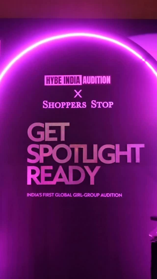 Pune showed up and how From iconic fits to nonstop dance moves and spotlight ready makeovers, the energy at HYBE IN...