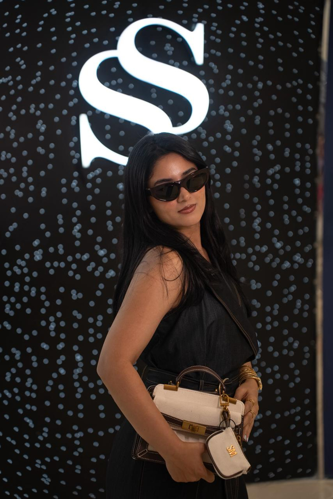 The difference between a good look and a great look The right accessories from the Shoppers Stop Beauty and Accessory Fest...