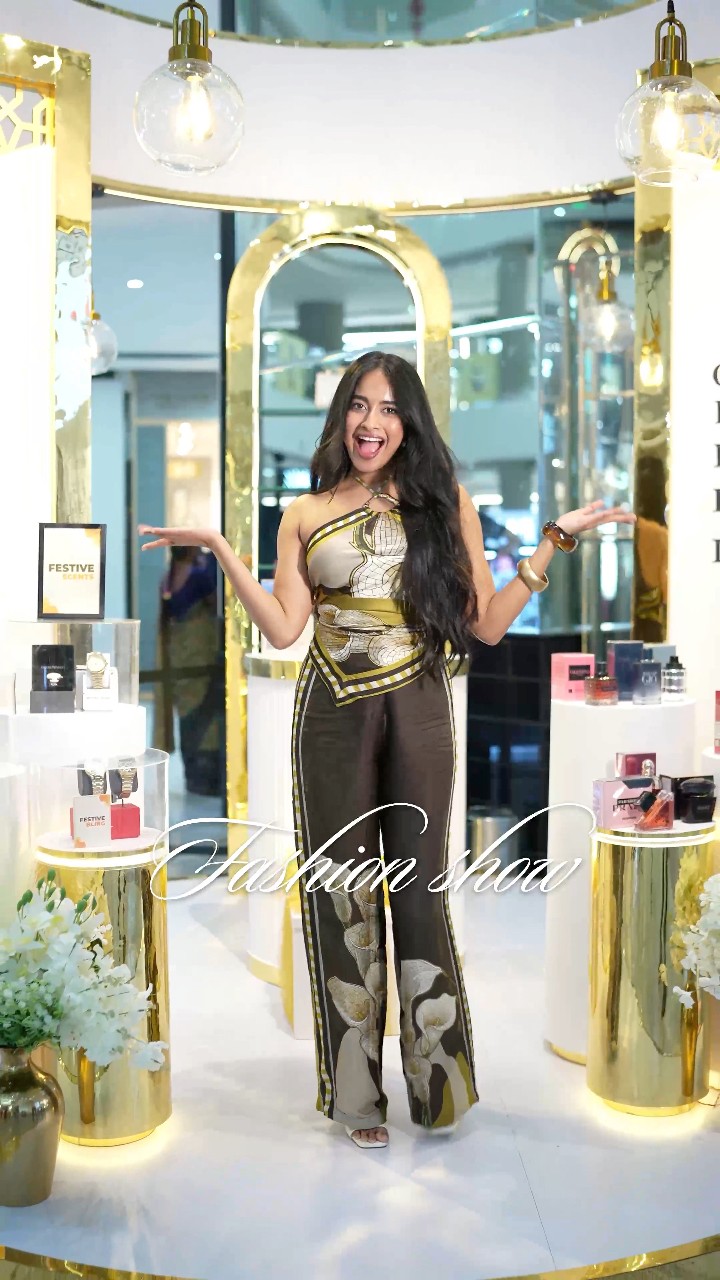The festive moodboard is officially taken over by Shoppers Stop Find new festive favourites from 500 premium brands at Sho...