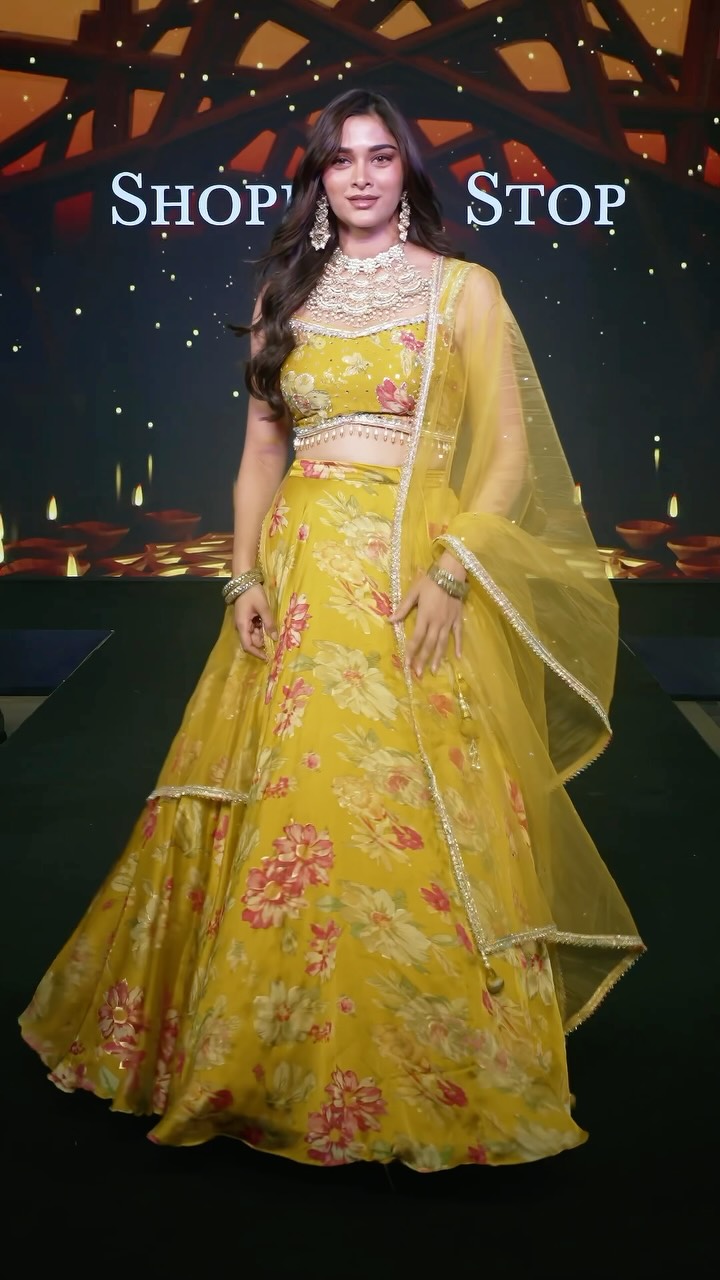 Diwali shopping Consider it sorted with Saiee M Manjrekar From finding your perfect festive look to picking out gifts for...