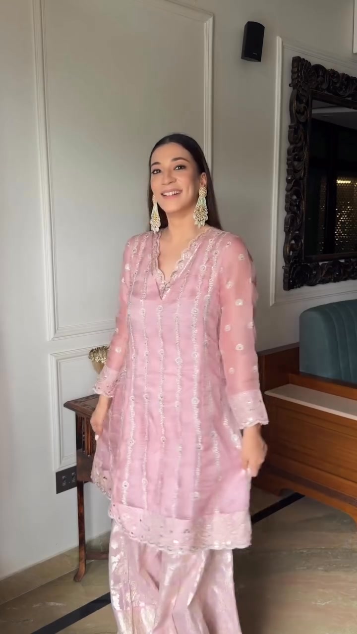 Dressed up in the prettiest shade of pink and ready for all the wedding season fun wishfulbyw never misses Commen...