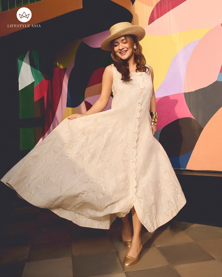  avneetkaur 13 in an that knows how to make an entrance