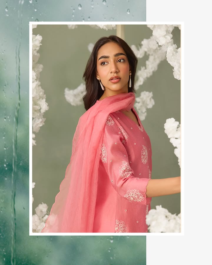 For cloudy mornings, sudden plans and everything in between, a look that keep things fresh without trying too hard