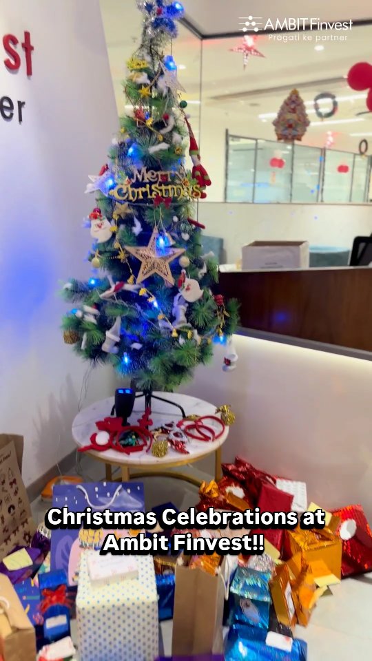 We celebrated Christmas in style ambitfinvestofficial Live music, Secret Santa, beautiful decorations and amazing snacks