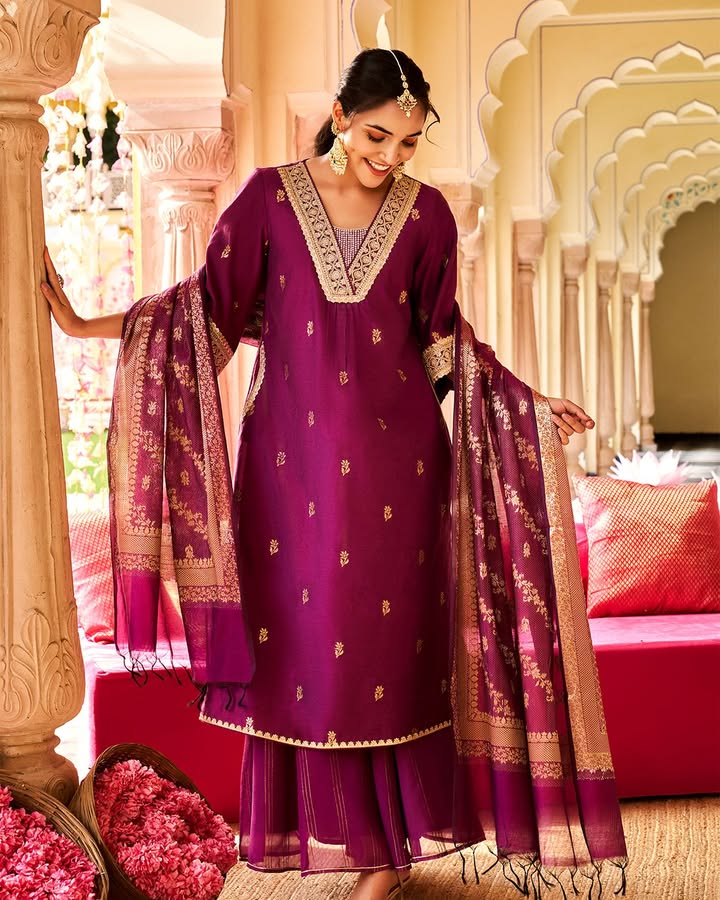 The charm of , the confidence of couture