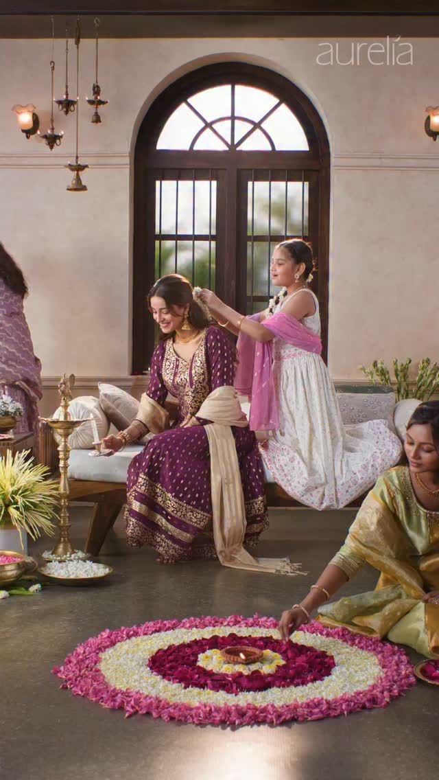Your festive styling SOS is sorted. Coz this season we ve Ananya as the Chief Stylist