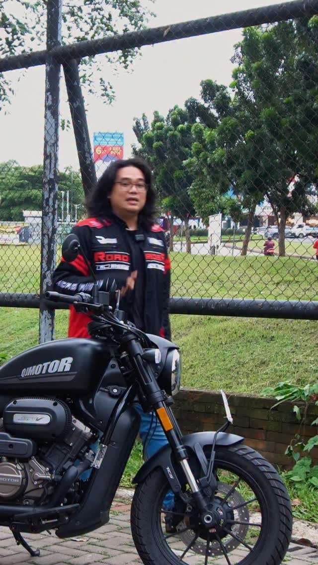 Motor kopling tapi nggak pake kopling. SRV 250 AMT keliatan garang, tapi cara pakainya justru simpel