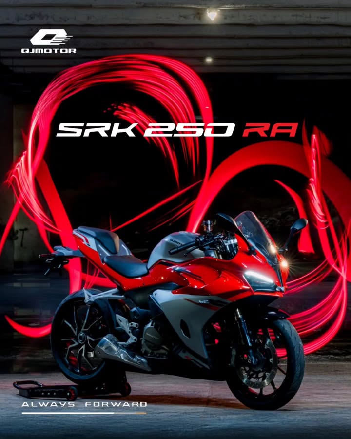 SRK 250 RA itu sport matic 250cc berfairing buat lo yang pengen fun dan bebas tiap hari