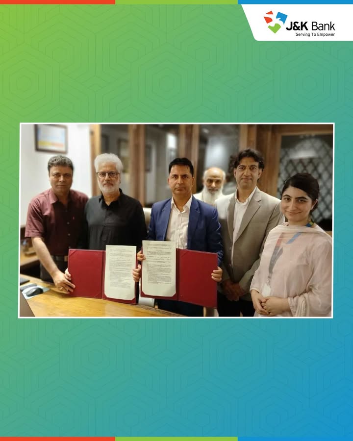 J K Bank signs Corporate Salary Package MoU with GK Communications J K Bank has signed a Memorandum of Understanding MoU ...