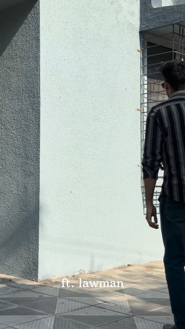 I like my style the way I like my plans. Simple. Sharp. Unbothered. Fresh styles now live on the website. lawmanpg3