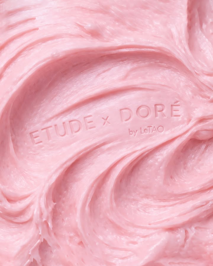 Bite Me, Blush Me For the upcoming Valentines Day, were collaborating with etudeindonesiaofficial in creating a blush...