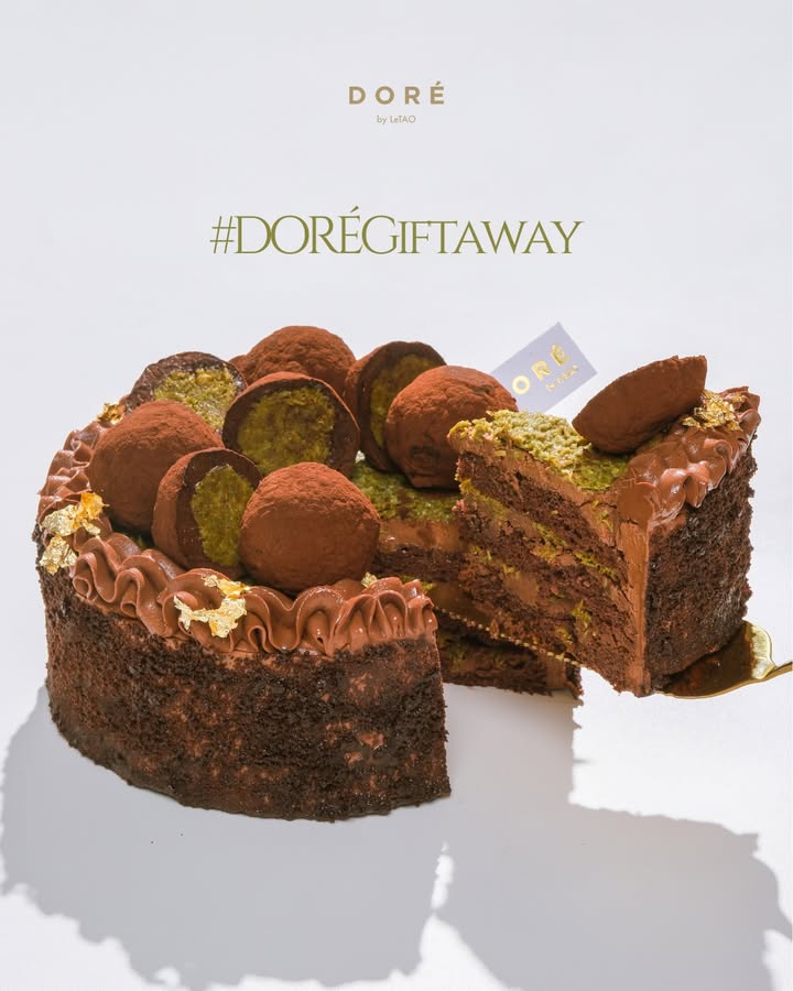  GIVEAWAY ALERT Stand a chance to win our luxurious Dubai Chewy Royal for one lucky aDOR bles How to jo...