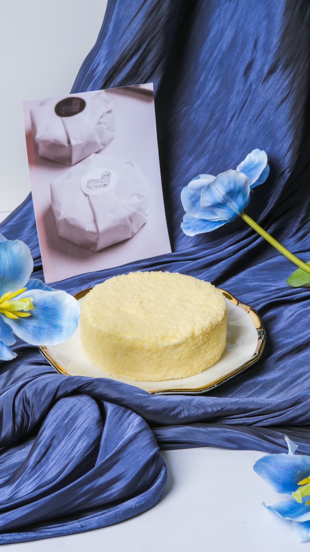 Our story began in 2015, when we brought LeTAOs beloved cheesecake from Japan to Indonesia From sharing it with one pe...
