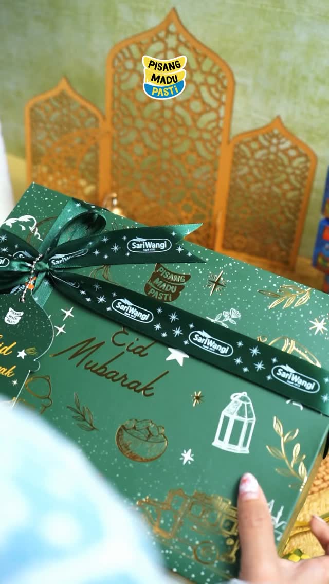 Sneak peek hampers yang sudah ditunggu tunggu Ada yang manis siap nemenin momen spesial kamu nih