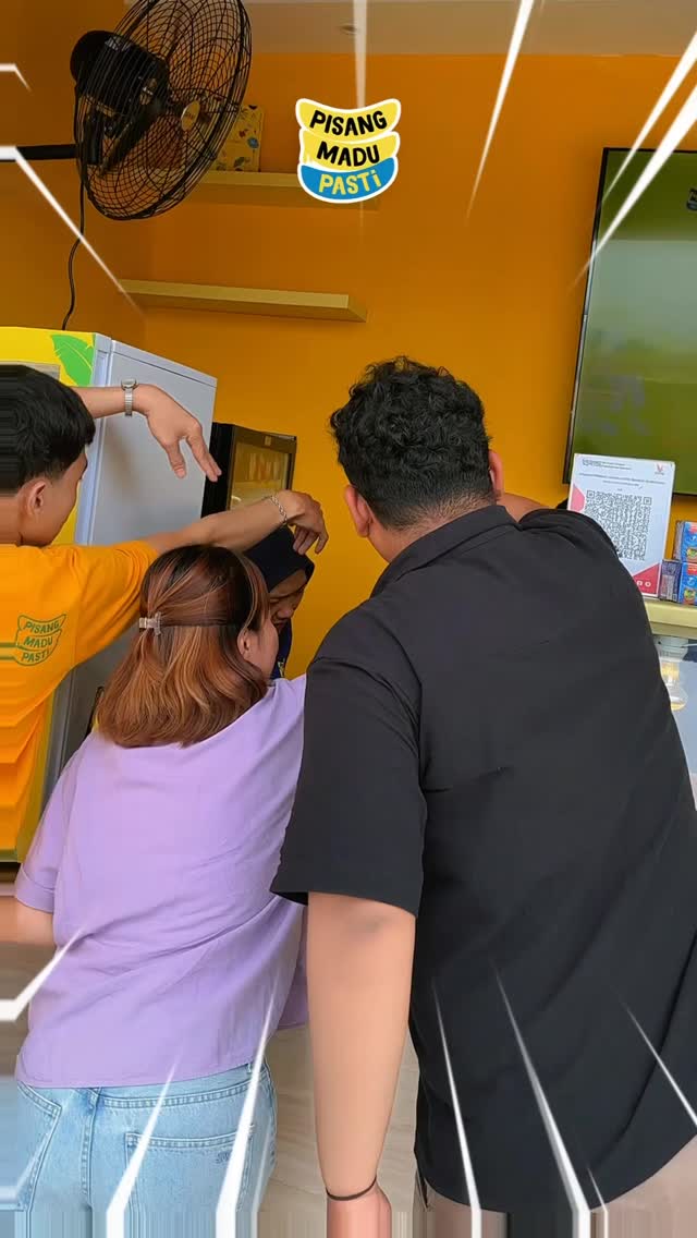 Ada apa nih rame rame Oh ternyata ada kabar manis buat warga Bekasi Pisang Madu Pasti resmi membuka cabang...