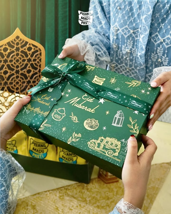 Camilan manis yang pas untuk berbagi di hari raya Pisang Madu Pasti Bulat dengan luar yang garing dan dalam yang lemb...