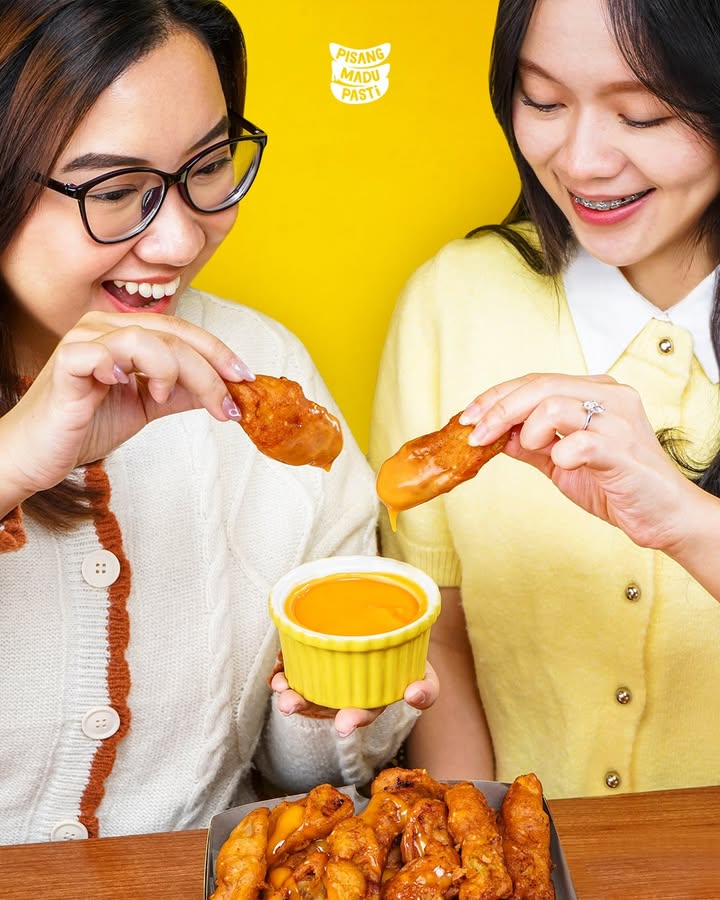 Pisang Madu Pasti, now with a little extra sweetness Tambahkan Limited Edition Rich Kaya Jam dan rasakan perpaduan man...
