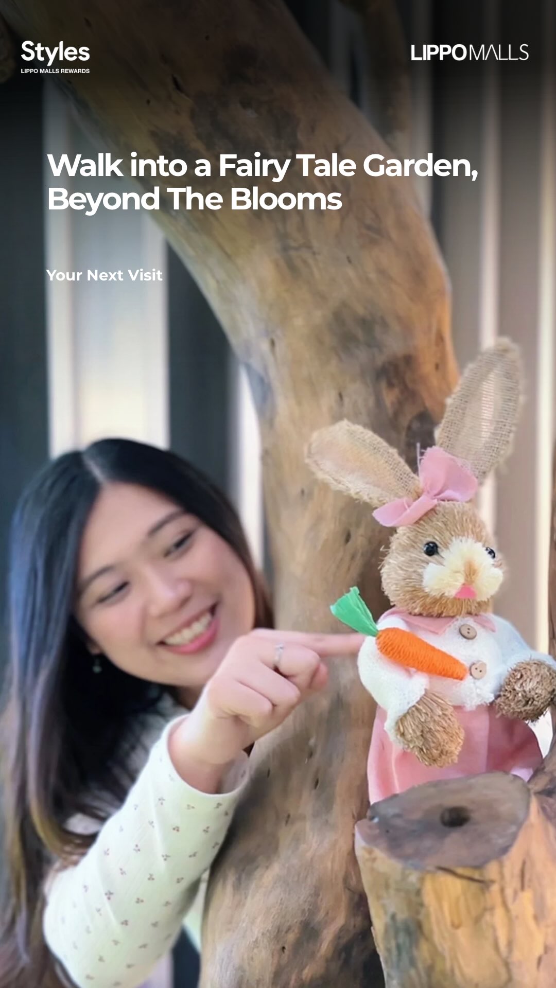 Masuk sini langsung berasa kayak di dunia dongeng Bukan hanya taman bunga yang bisa jadi spot foto kamu, ada tenan...