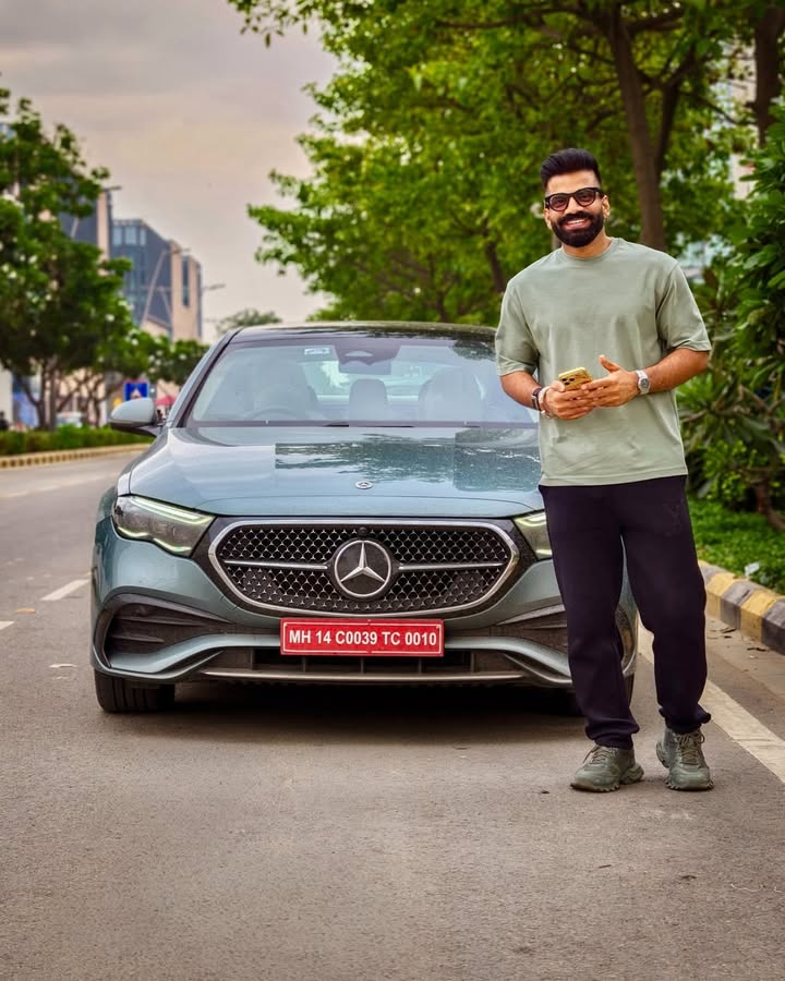 The benchmark of intelligence. The Mercedes Benz E Class