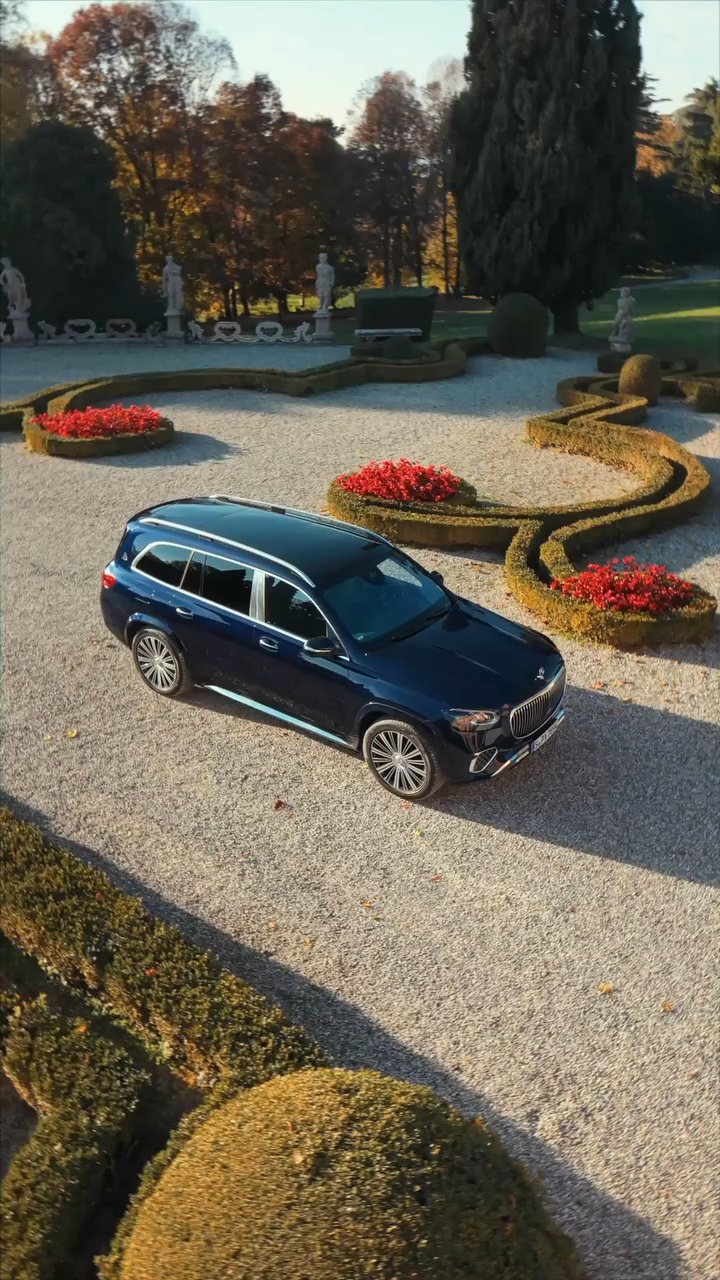 Commanding in presence. Effortless in motion Mercedes Maybach GLS 600