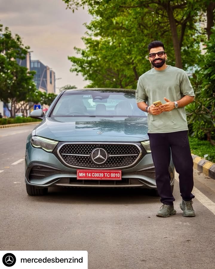  mercedesbenzind The benchmark of intelligence. The Mercedes Benz E Class