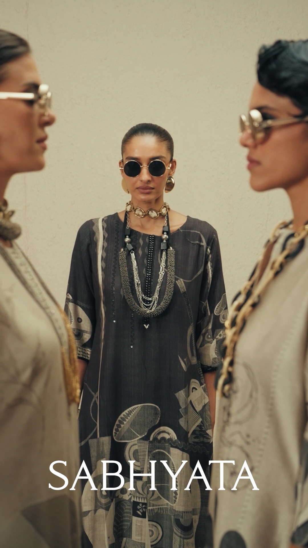 Grace in every detail Elevate your everyday style with timeless silhouettes and artistic prints ElegantFashion E...