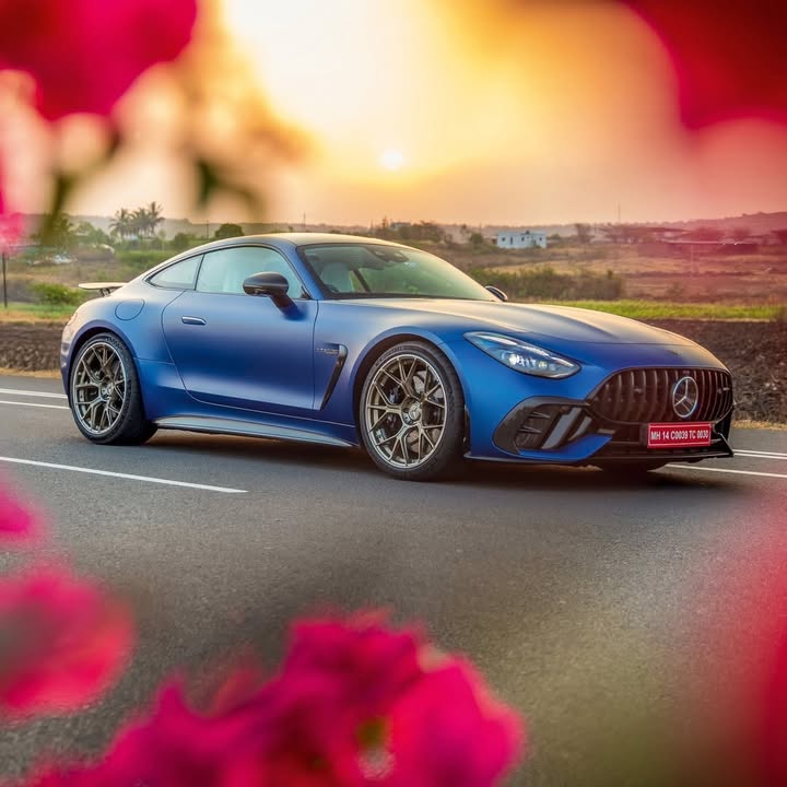 Makes hearts race faster. The Mercedes AMG GT 63