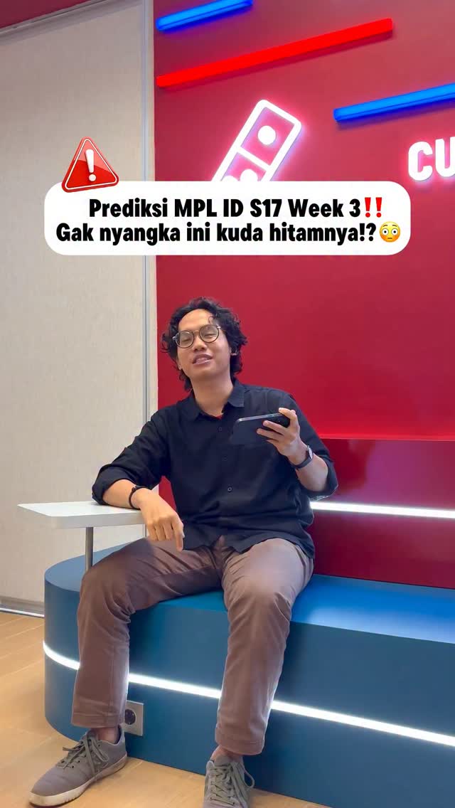 Buat yang udah tau prediksinya, comment di bawah deh nanti mindom kirim pizza yang ngejuuu banget buat nonton MPL malam ini ...