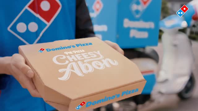 BARU Pie Pizza Cheesy Abon yang Taburan Abonnya, Kejunya Berlimpah Pah Pah Bener bener bikin nostalgia mom...