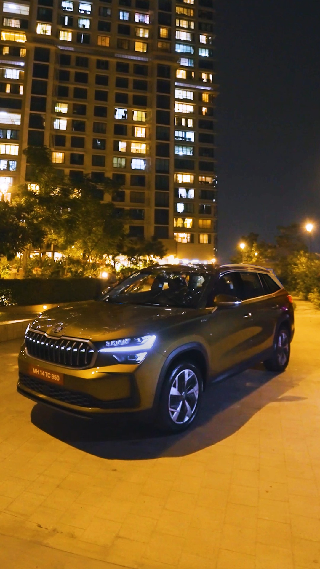 The All New koda Kodiaq makes its grand entrance on Indian roads bold, refined, and built to impress. And.. The All New koda Kodiaq makes its grand entrance on Indian roads bold, refined, and built to impress. And..
