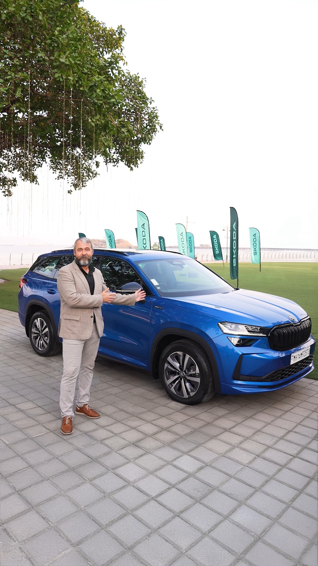 The all new koda Kodiaq is here A perfect mix of 4x4 luxury, sporty elegance, off road prowess, and seven seat versatility. Book yours today deliveries start on May 2, 2025. Click on the link to reserve now https www.buyskodaonline.co The all new koda Kodiaq is here A perfect mix of 4x4 luxury, sporty elegance, off road prowess, and seven seat versatilit...