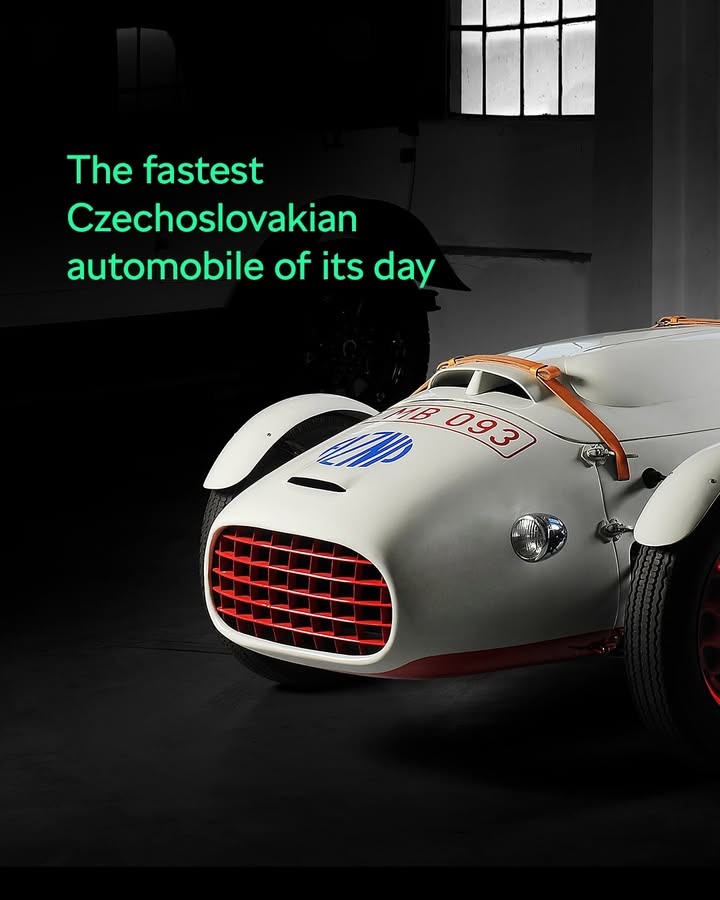 The koda Supersport Type 966, a retromobile from 1950, was the fastest Czechoslovakian car of its time, reaching speeds of up to 197.7 km h The koda Supersport Type 966, a retromobile from 1950, was the fastest Czechoslovakian car of its time, reaching speeds of...